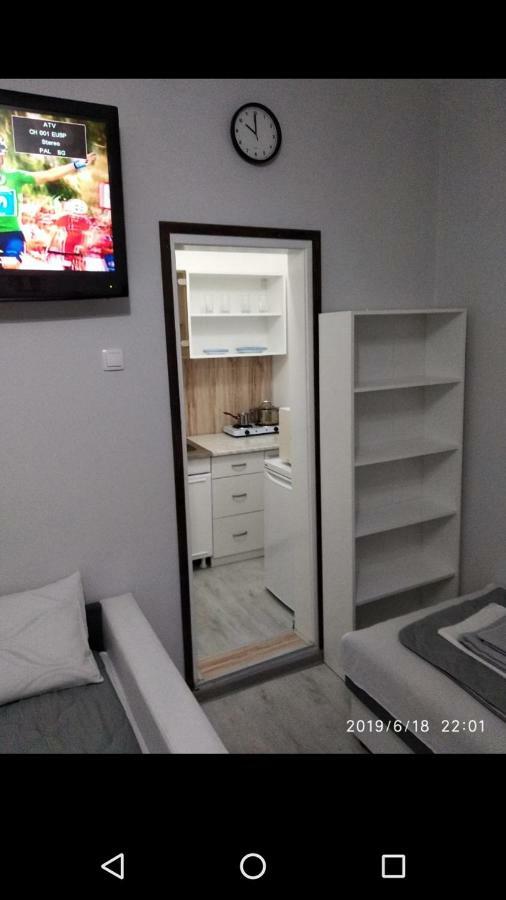Apartmani Pinokio Ni Exterior foto